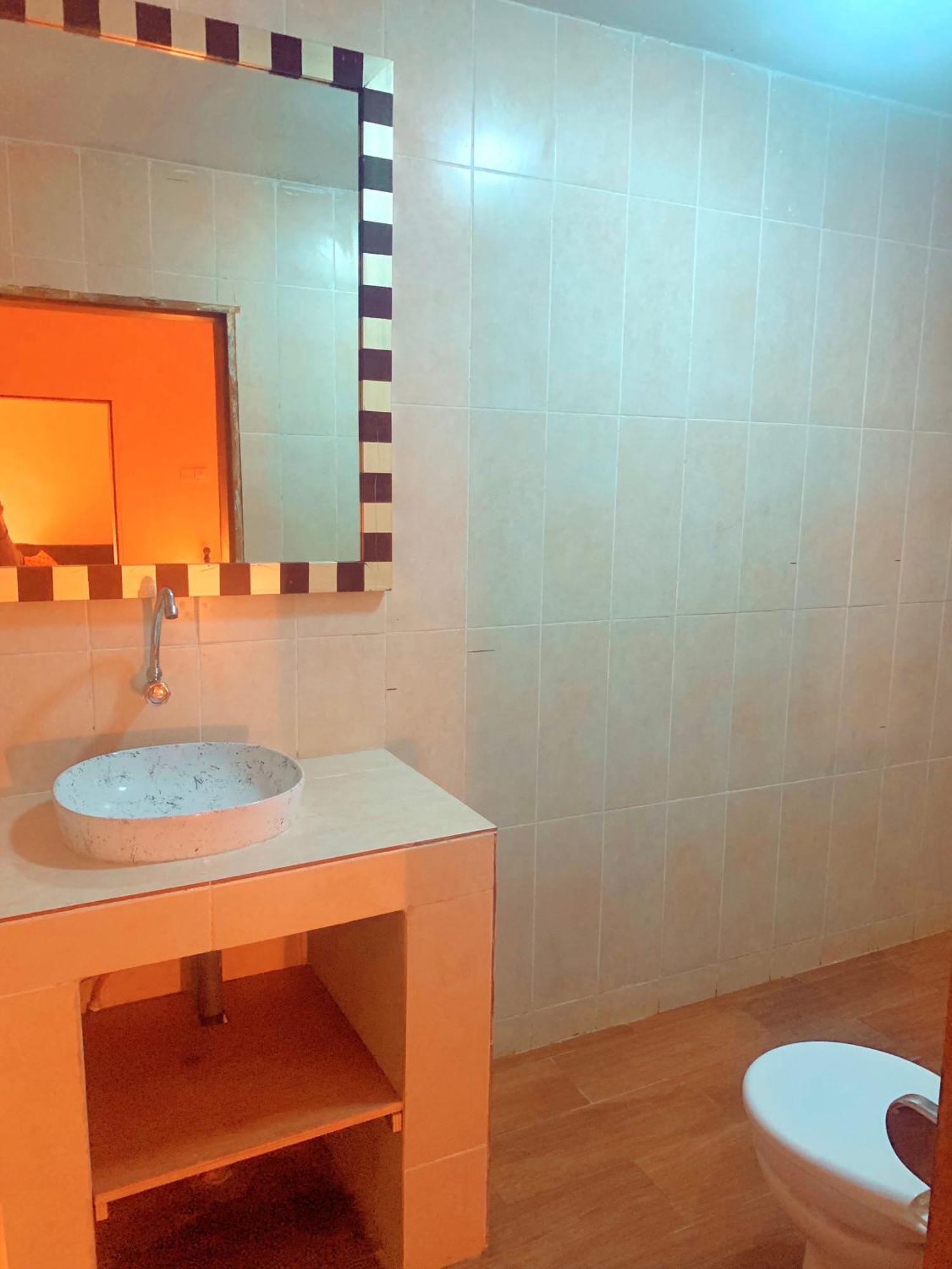 קולולי Bajo Kunda - Guesthouse חדר תמונה